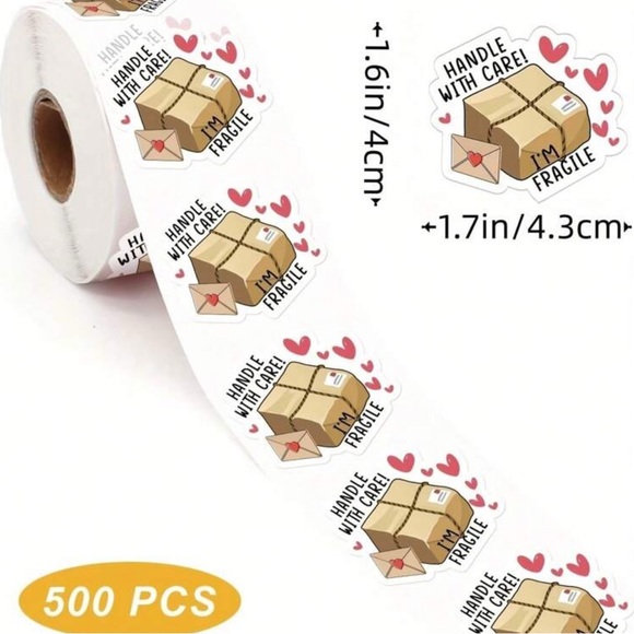 Handle With Care Fragile Sticker Roll - Heart Package Design 500pcs NEW - Picture 2 of 3